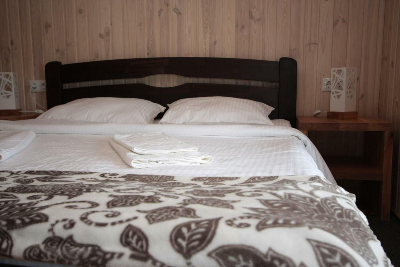 Ostrivky Hotel Svityaz' Luaran gambar